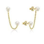 E-5930 - Gold plated sterling silver stud with fresh water pearl.