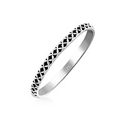 RI-695 - 925 Sterling silver ring.