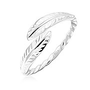 RI-765 - 925 Sterling silver ring.