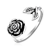 RI-773 - 925 Sterling silver ring.