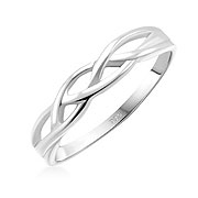 RI-823 - 925 Sterling silver ring.