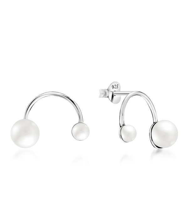 Topaz B.K.K. - 925 Sterling silver stud with synthetic pearl.(E-14425)